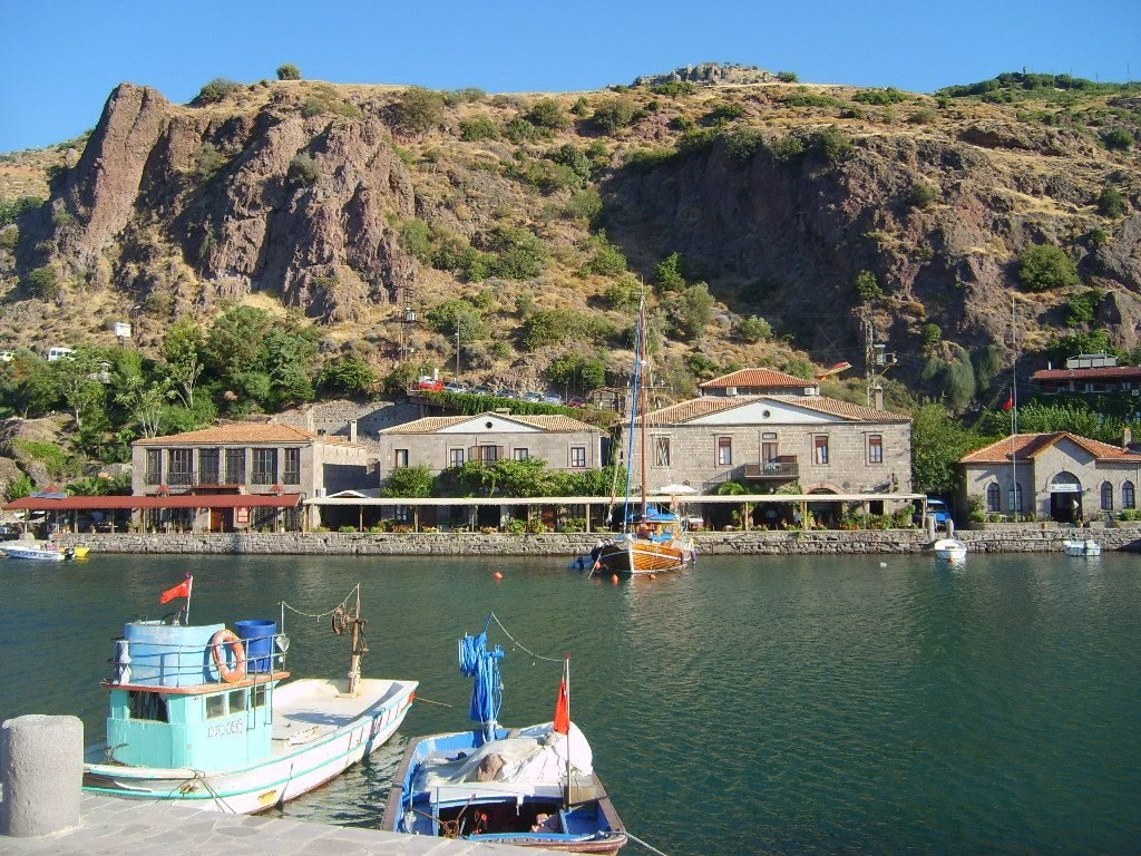 Küçükkuyu Assos Arası Ulaşım