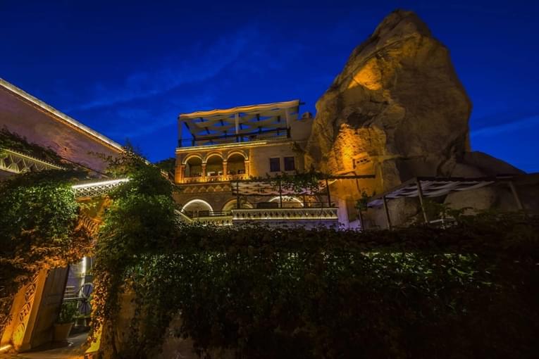 Roma Cave Suite Hotel