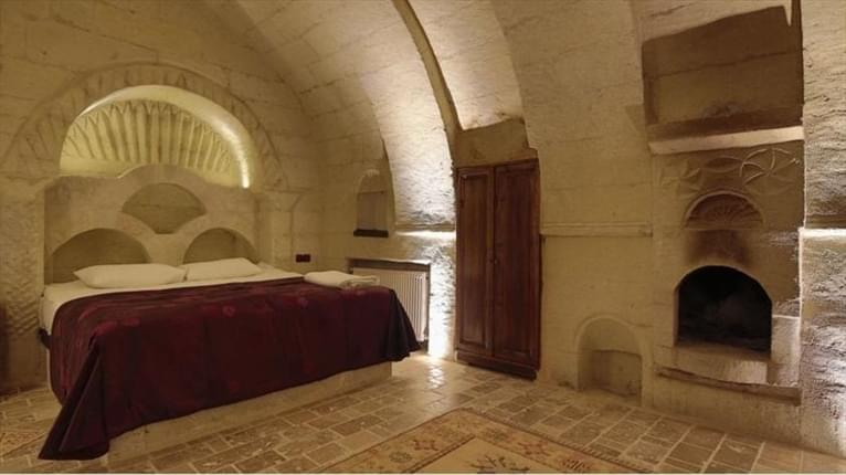 Mystic Cave House Hotel