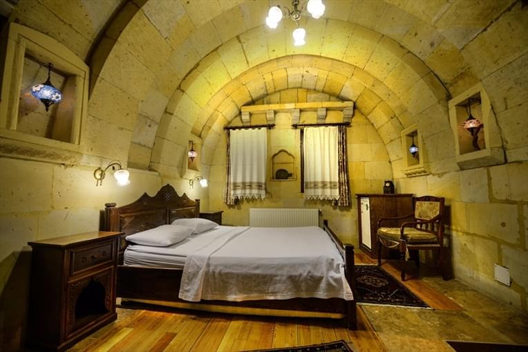 Vineyard Cave Hotel