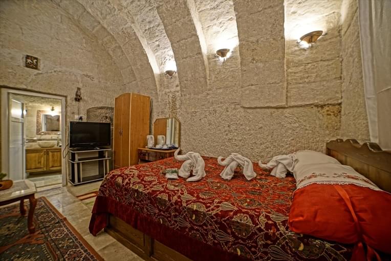 Göreme Valley Cave House