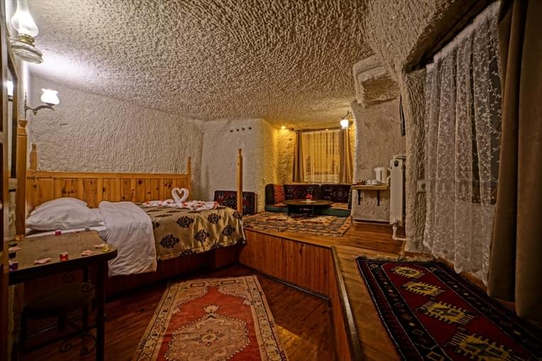 Melek Cave Hotel