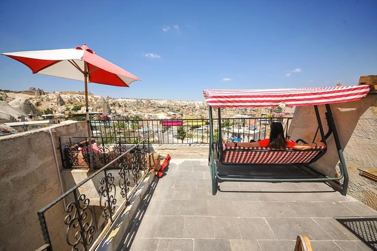 Mysterious Cave Suites