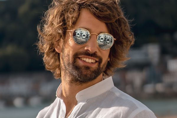 Hangi Erkek Güneş Gözlüğü Tarzı Sizin İçin Uygun? Spor mu, Klasik mi?